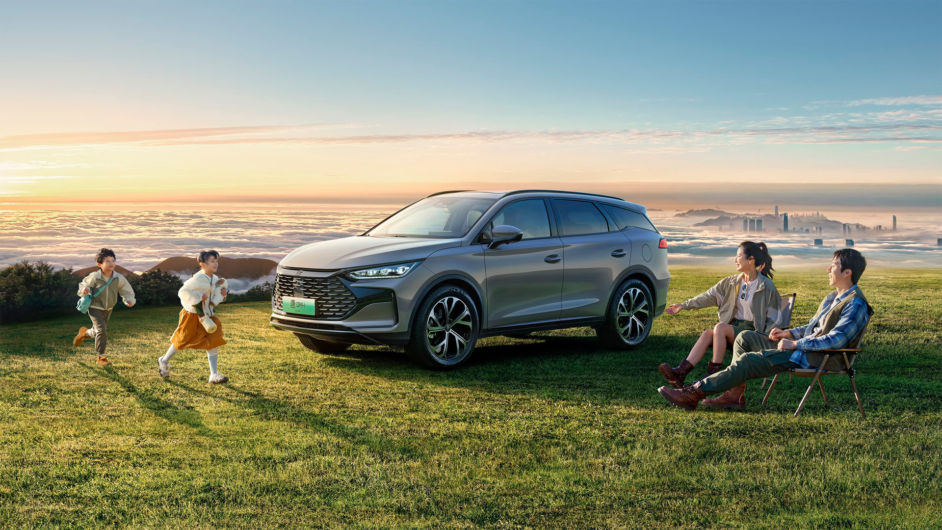 Гібридний автомобіль BYD Tang DM-i